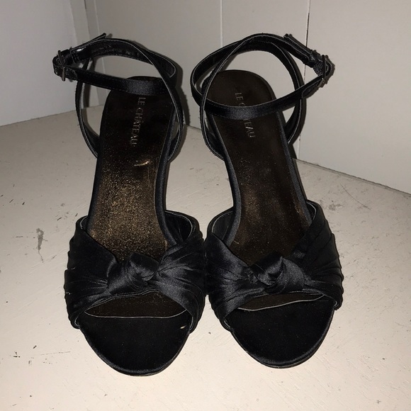 Black heels - Picture 2 of 2